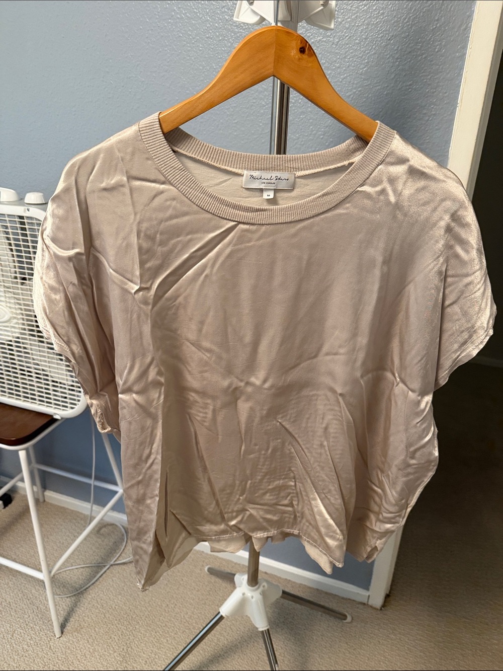 Michael Stars Short Sleeve Satin-Look Tee in Light Taupe